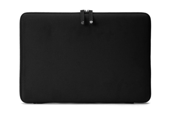 Hardcase Modern molded MacBook case with work in functionality booqbags